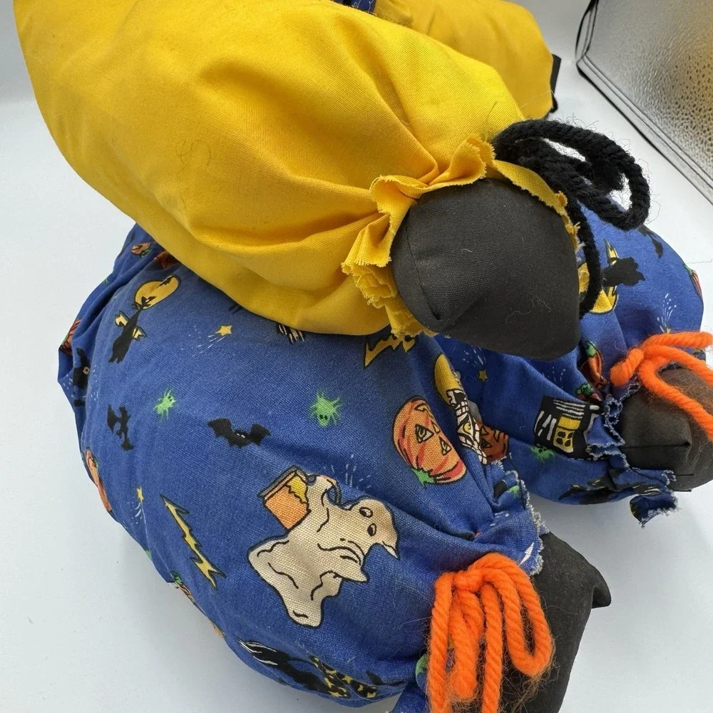 Vintage Handmade Pooh‎ Halloween Candy Bucket Or Decoration